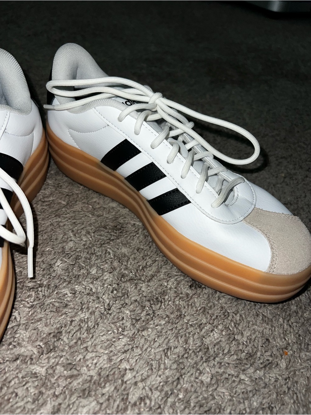 adidas VL Court Bold Platform Sneakers w/ Gum Sole size 8 white w/ black stripes - Picture 6 of 9